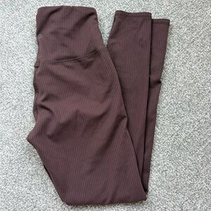 Ribbed High-Waist Leggings in Deep Brown